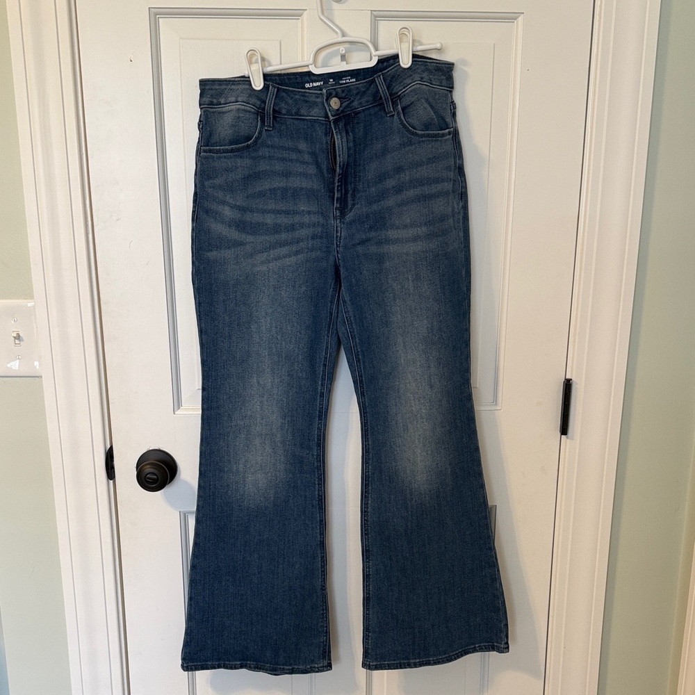 Old Navy Women's Medium Blue Flare Jeans